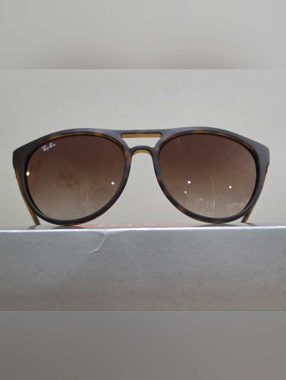 New Ray-Ban Sunglasses, RB 4170 865/13 3N Matte Havana Brown, 58-17-140, Italy